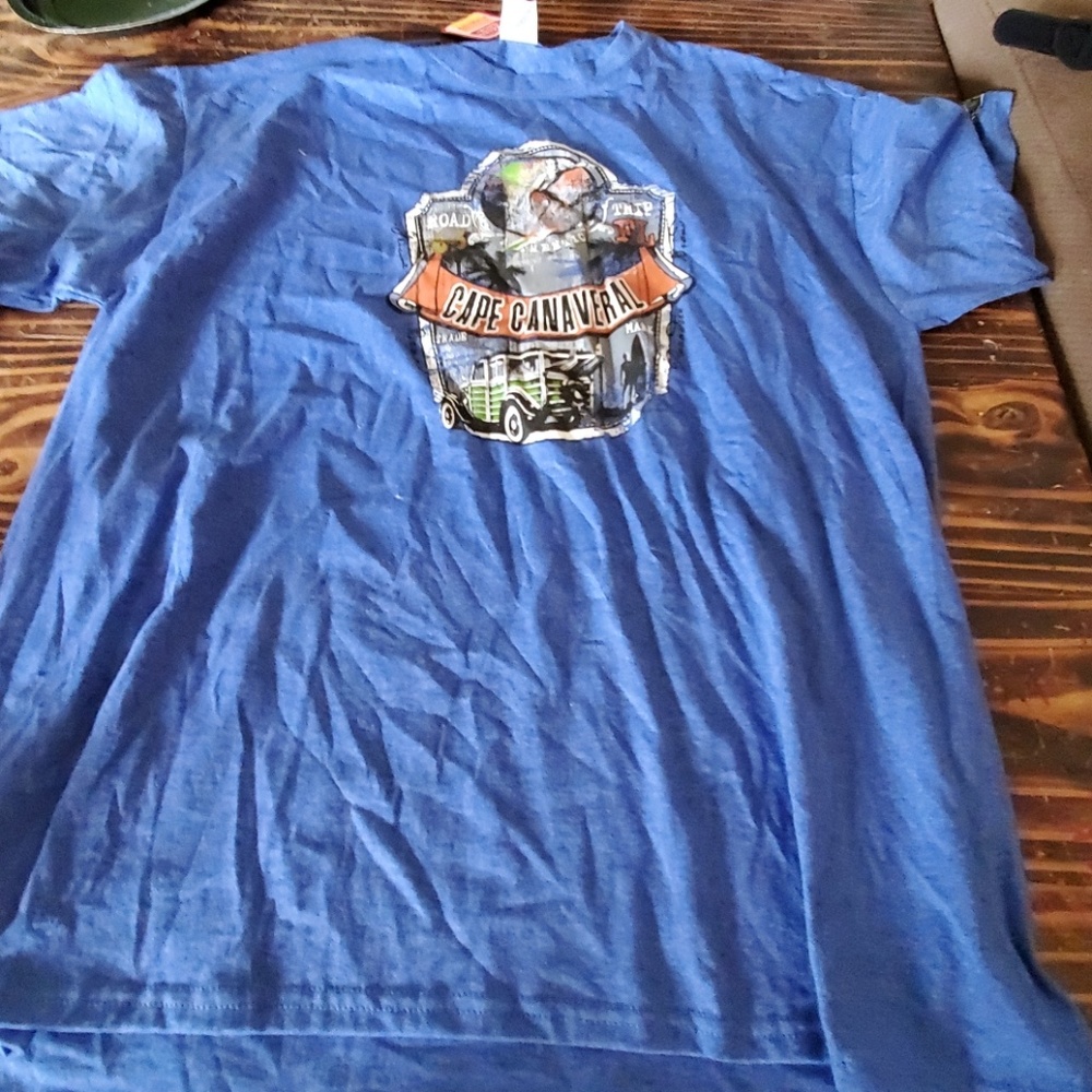 Mens tee shirt